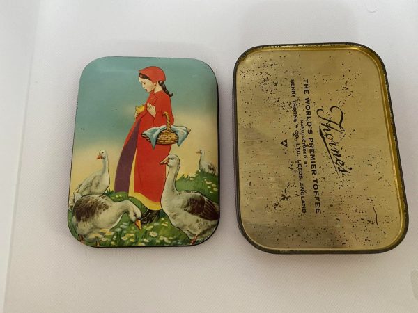 Vintage Thorne's Toffee Tin - Image 10