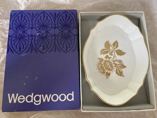 Wedgwood Tonquin Silver Sweet Dish(large)