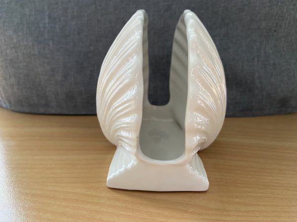 Bessano Italy Ceramic Shell Napkin Holder - Image 2