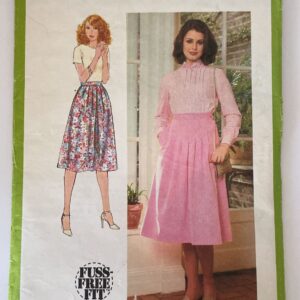 Simplicity 8478 Misses Skirt - A Fuss Free Fit Pattern (14 Waist 71cm)