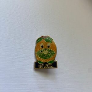 Hairy Berry New Zealand Lapel Pin